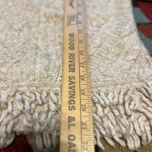 Banana Republic Light Beige Cable Knit Sweater Sz XL - Picture 9 of 10